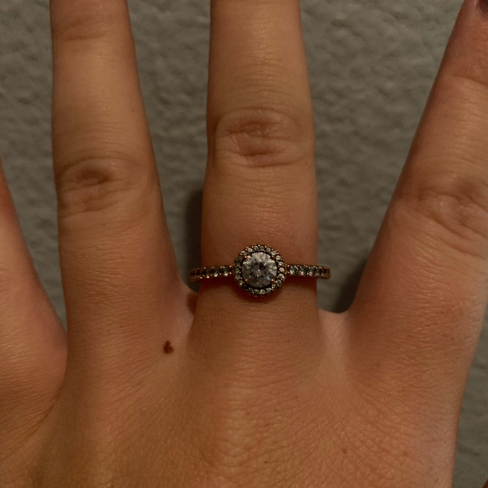 Pandora ring